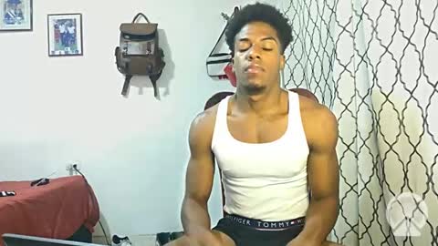 Snapshot of horneyguy2399 chatting on January 2025 02:15:01 AM sugarbaby online show from January 2025 02:15:01 AM