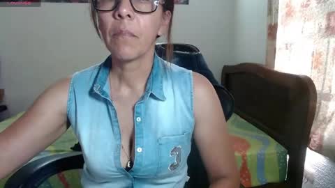Snapshot of horny_and_daring chatting on April 2026 07:09:02 PM horny and daring online show from April 2026 07:09:02 PM