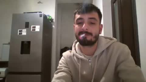 Snapshot of horny_couple9600 chatting on October 2025 11:20:01 PM horny_couple9600 online show from October 2025 11:20:01 PM