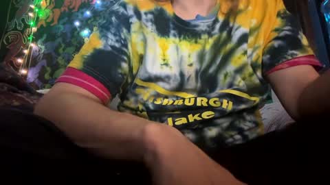 Snapshot of horny_hippie420 chatting on December 2024 10:53:02 PM Horny Rockstar420 online show from December 2024 10:53:02 PM