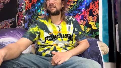 Snapshot of horny_hippie420 chatting on December 2024 09:34:02 PM Horny Rockstar420 online show from December 2024 09:34:02 PM