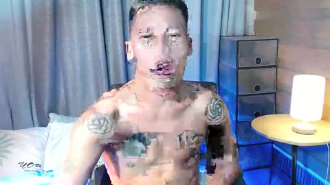 Snapshot of horny_johnxxx chatting on February 2026 06:13:01 AM horny_johnxxx online show from February 2026 06:13:01 AM