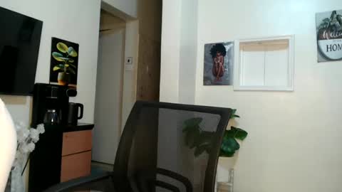 horny_princcess online show from March 2025 01:27:01 AM