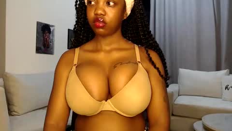 horny_princcess online show from October 2025 12:47:02 AM