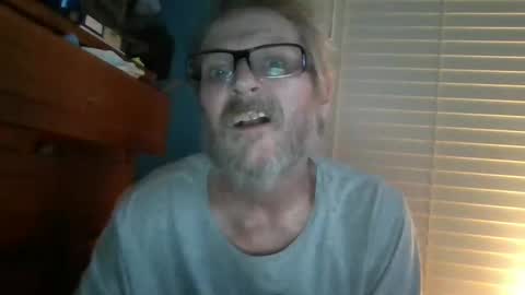 Snapshot of hornyd7711 chatting on October 2025 03:47:02 AM hornyd7711 online show from October 2025 03:47:02 AM