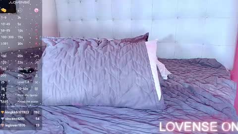 Snapshot of hornyhousekeeper_ chatting on December 2024 03:46:01 PM Valentina online show from December 2024 03:46:01 PM