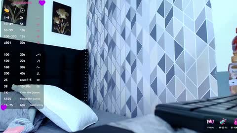 Snapshot of hornyhousekeeper_ chatting on February 2025 12:25:02 PM Valentina online show from February 2025 12:25:02 PM
