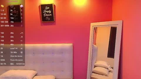Snapshot of hornyhousekeeper_ chatting on February 2025 12:40:01 PM Valentina online show from February 2025 12:40:01 PM