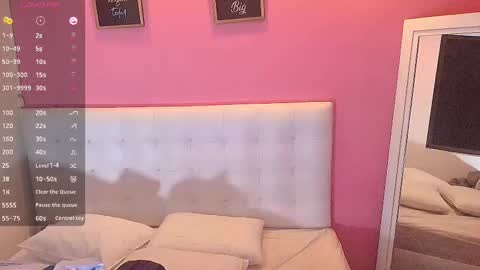 Snapshot of hornyhousekeeper_ chatting on February 2025 12:05:02 PM Valentina online show from February 2025 12:05:02 PM