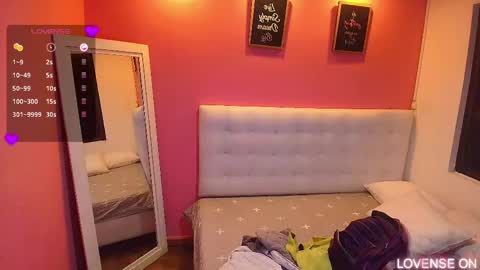 Snapshot of hornyhousekeeper_ chatting on March 2025 12:15:02 PM Valentina online show from March 2025 12:15:02 PM