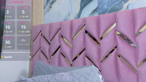 Snapshot of hornyhousekeeper_ chatting on October 2025 12:58:01 PM Valentina online show from October 2025 12:58:01 PM