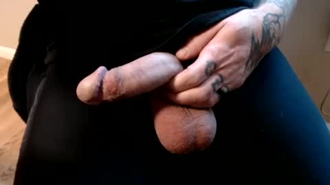 Snapshot of hornyhumpers chatting on October 2025 12:29:01 PM Hornyhumper online show from October 2025 12:29:01 PM