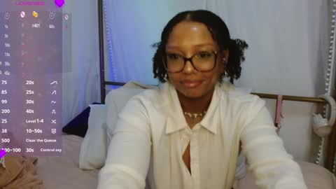 Snapshot of hornylittlehoney chatting on January 2025 08:54:01 AM Horny Little Honey online show from January 2025 08:54:01 AM