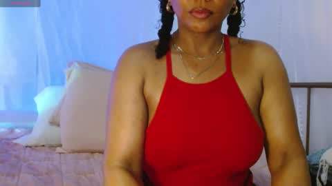 Snapshot of hornylittlehoney chatting on February 2025 08:34:02 PM Horny Little Honey online show from February 2025 08:34:02 PM