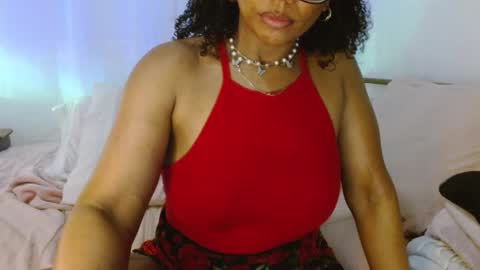 Snapshot of hornylittlehoney chatting on March 2025 03:13:02 AM Horny Little Honey online show from March 2025 03:13:02 AM