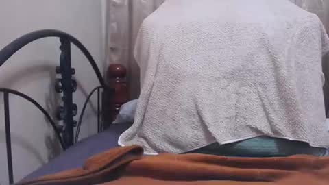 Tyla online show from December 2025 12:08:01 AM