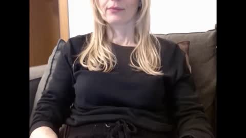 Hornyssima online show from April 2026 05:23:01 PM