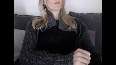 Snapshot of hornyssima chatting on April 2026 09:12:02 AM Hornyssima online show from April 2026 09:12:02 AM