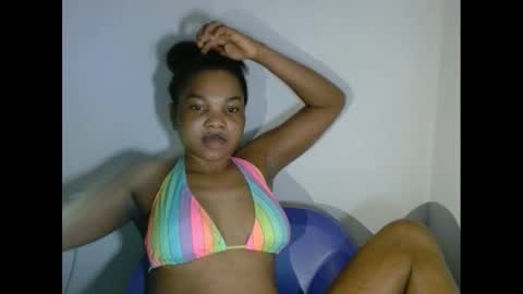 Snapshot of hornyxbum chatting on March 2025 08:20:02 PM hornyxbum online show from March 2025 08:20:02 PM