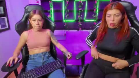 Snapshot of hornyy_mom chatting on February 2025 12:36:01 PM hornyy mom online show from February 2025 12:36:01 PM