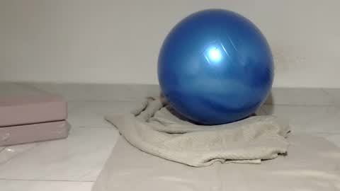 Snapshot of hostshairy chatting on February 2026 09:46:01 PM Sally silly wily online show from February 2026 09:46:01 PM