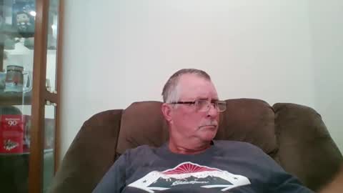 Snapshot of hot4tightholes chatting on November 2025 01:44:01 PM hot4tightholes online show from November 2025 01:44:01 PM