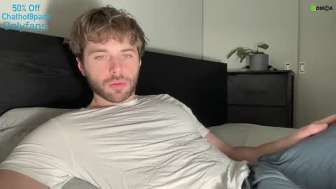 Snapshot of hot8pack01 chatting on February 2025 09:45:02 PM Edward aka Wolf online show from February 2025 09:45:02 PM