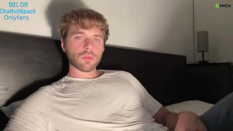 Snapshot of hot8pack01 chatting on October 2025 10:43:02 PM Edward aka Wolf online show from October 2025 10:43:02 PM