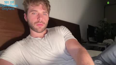 Snapshot of hot8pack01 chatting on November 2025 01:27:02 AM Edward aka Wolf online show from November 2025 01:27:02 AM