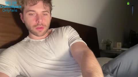 Edward aka Wolf online show from February 2026 10:52:02 PM