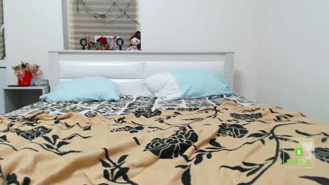 Snapshot of hot_and_pretty chatting on December 2024 10:12:01 PM Lila online show from December 2024 10:12:01 PM