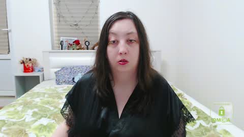 Snapshot of hot_and_pretty chatting on January 2025 03:22:01 PM Lila online show from January 2025 03:22:01 PM