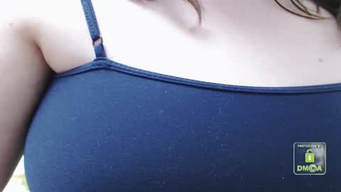 Snapshot of hot_and_pretty chatting on January 2025 09:39:01 AM Lila online show from January 2025 09:39:01 AM