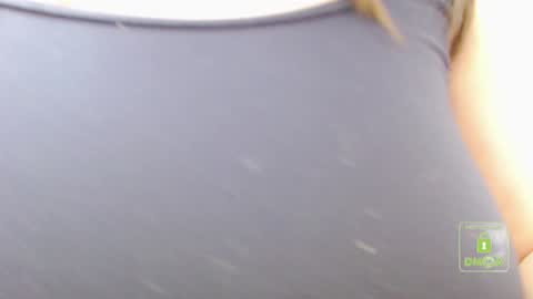 Snapshot of hot_and_pretty chatting on January 2025 09:36:02 AM Lila online show from January 2025 09:36:02 AM