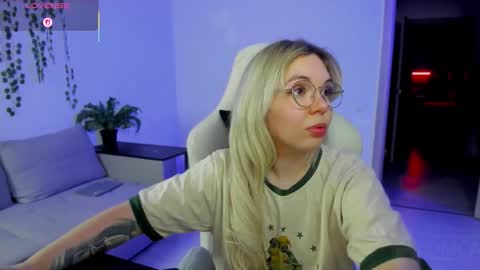   online show from November 2025 03:23:02 PM