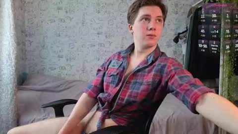 Snapshot of hot_boy_oscar chatting on November 2025 11:09:01 AM Oscar online show from November 2025 11:09:01 AM