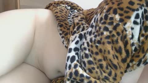 Snapshot of hot_couplee98 chatting on February 2025 06:20:02 AM Hot Couple online show from February 2025 06:20:02 AM