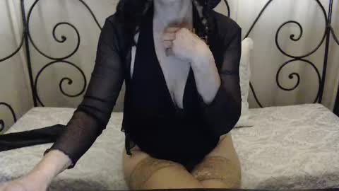 Snapshot of hot_dina chatting on February 2025 08:29:02 AM Dina online show from February 2025 08:29:02 AM