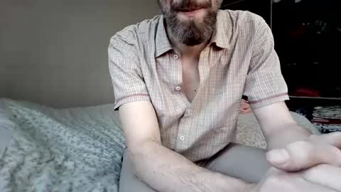 Daddy online show from April 2026 04:19:01 PM