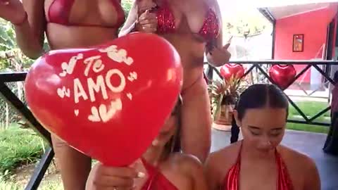 Snapshot of hot_kittens_xxx chatting on February 2026 02:14:01 PM kittens online show from February 2026 02:14:01 PM