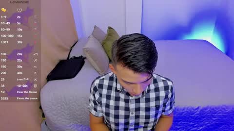 Alejandro online show from April 2026 02:42:01 AM