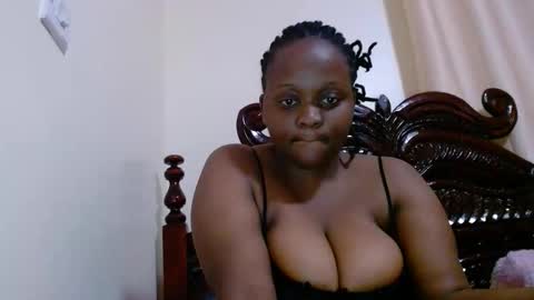 Snapshot of hot_linahh chatting on October 2025 10:28:02 PM Linah online show from October 2025 10:28:02 PM