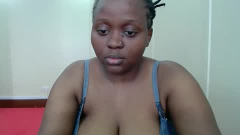 Snapshot of hot_linahh chatting on November 2025 05:17:01 AM Linah online show from November 2025 05:17:01 AM