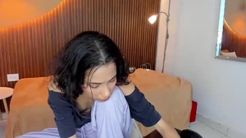 Alana online show from December 2024 11:57:01 PM