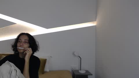 Alana online show from January 2025 07:23:02 PM