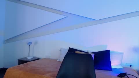 Alana online show from February 2025 09:14:01 PM