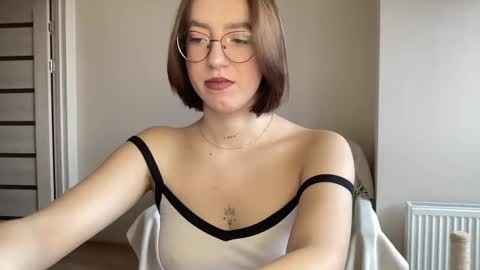 Snapshot of hot_lliinns chatting on December 2024 08:55:01 AM Lina online show from December 2024 08:55:01 AM