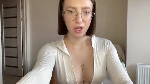 Snapshot of hot_lliinns chatting on December 2024 11:30:01 AM Lina online show from December 2024 11:30:01 AM