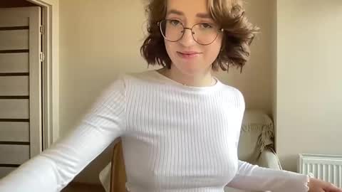 Snapshot of hot_lliinns chatting on January 2025 11:09:02 AM Lina online show from January 2025 11:09:02 AM