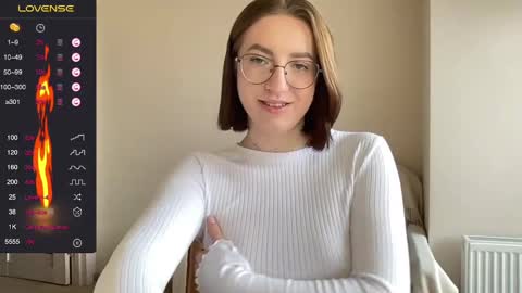 Snapshot of hot_lliinns chatting on January 2025 09:25:02 AM Lina online show from January 2025 09:25:02 AM